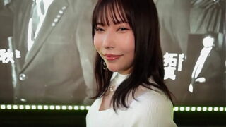 パート1【淫らなテクでち○ぽの射精感を煽りまくる爆乳痴女妻】『アルバイトじゃなくてペットとしてお給仕してほしいな…///』持て余す性欲を満たすため雇った年下君を完全ペット化…！！